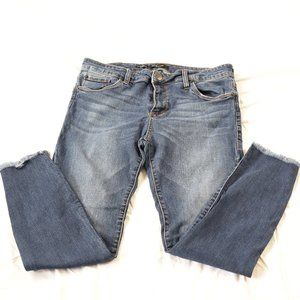 STS Blue Emma Skinny Fray Hem Jean SZ 32